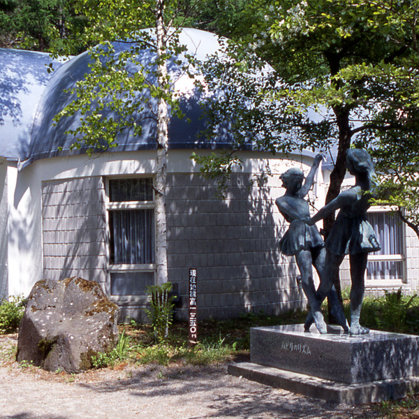 八ヶ岳美術館 原村歴史民俗資料館